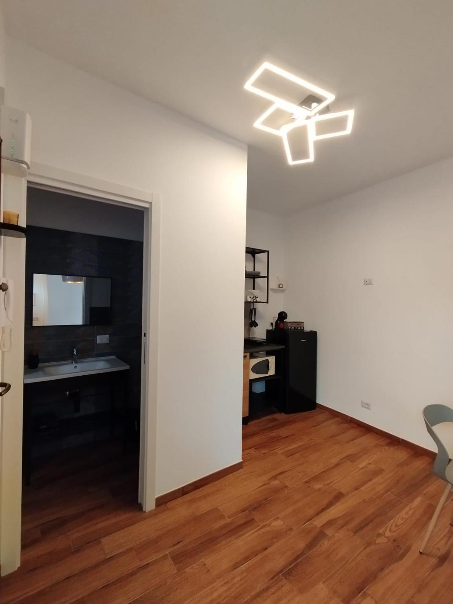 Ravanas 33 Bari Buitenkant foto